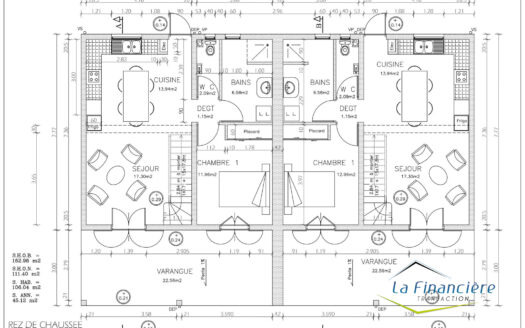 2 maisons jumelées, rare sur le marché!